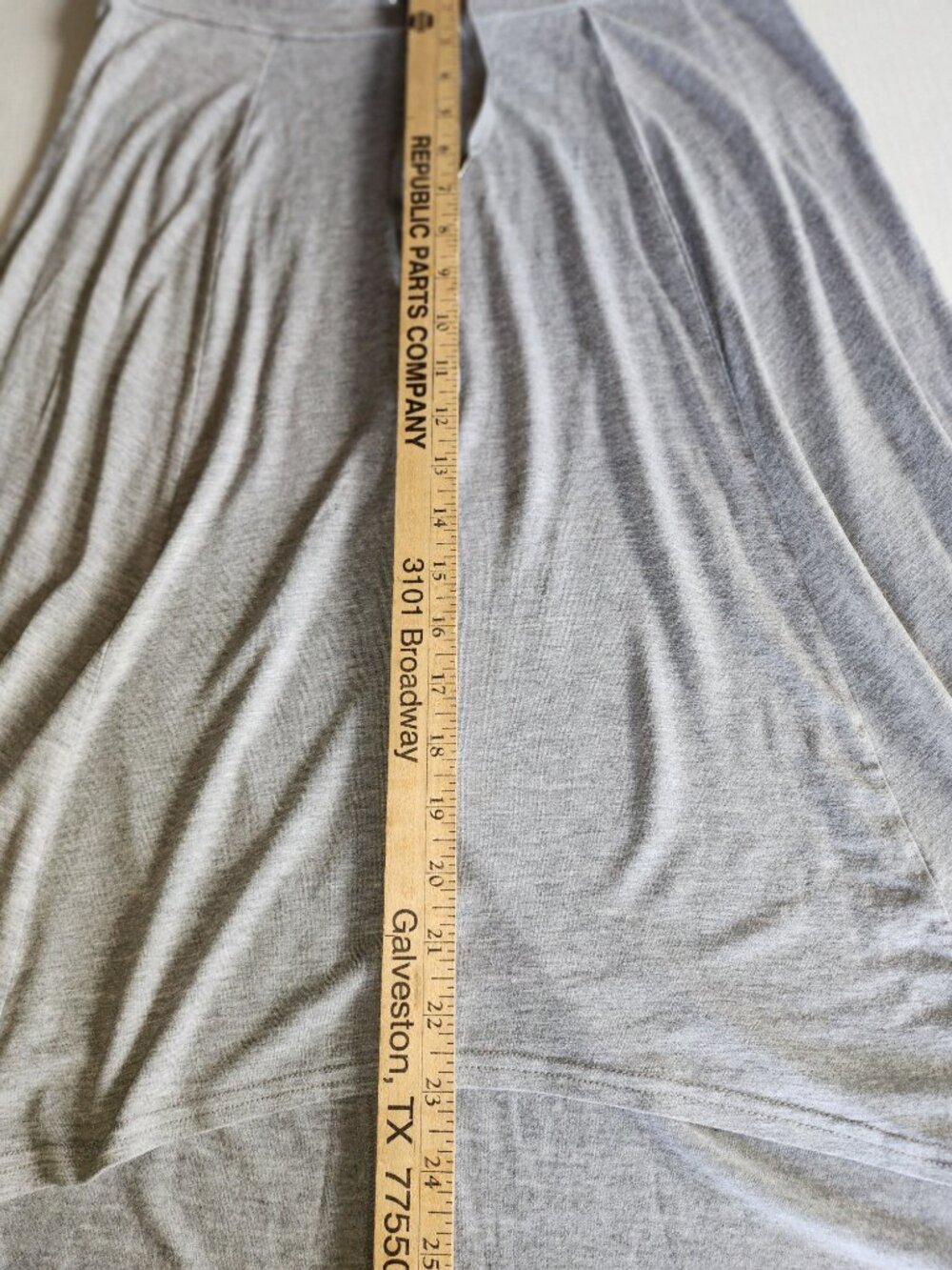 Athleta Heather Grey Asymmetric High Low Knit Skirt Drawstring Waist Athleisure - Picture 12 of 13
